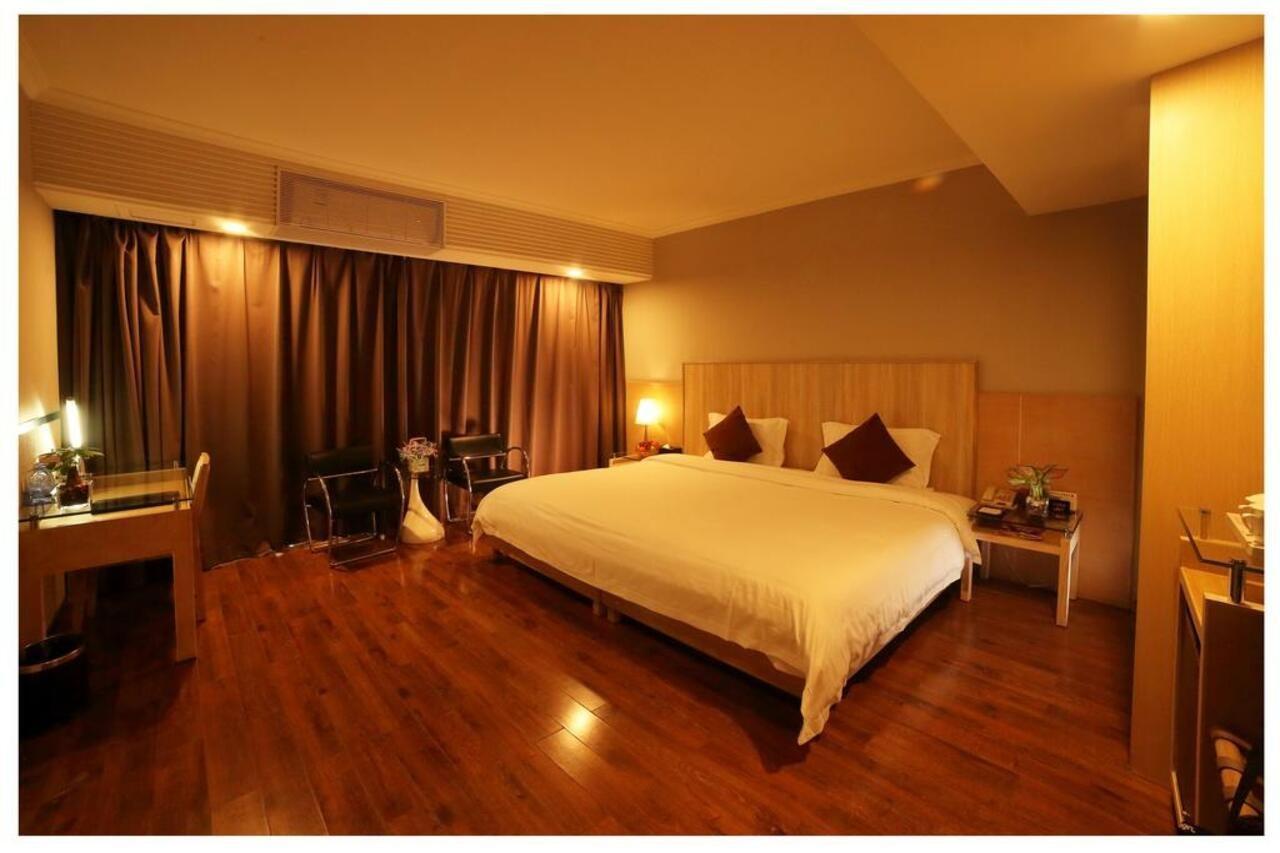 Shenzhen New Year Hotel Екстер'єр фото